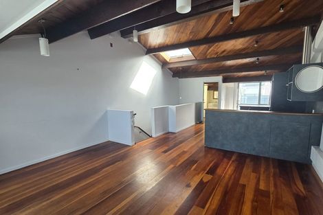 Photo of property in Metro Apartments, 8/220 Thorndon Quay, Pipitea, Wellington, 6011