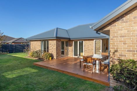 Photo of property in 12 Goldie Place, Rolleston, 7614