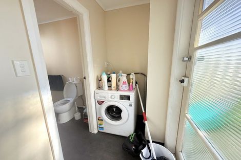 Photo of property in 2 Henry Street, Kilbirnie, Wellington, 6022