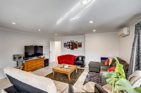 Photo of property in 28 Mcnaughton Place, Onekawa, Napier, 4110