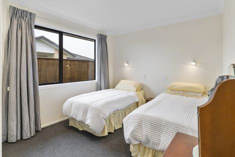 Photo of property in 18 Feist Street, Carterton, 5713