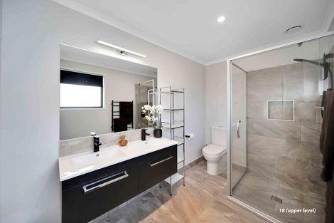 Photo of property in 18a Foreshore Lane, Karaka, Papakura, 2113