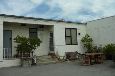 Photo of property in 71 Royal Terrace, Alexandra, 9320