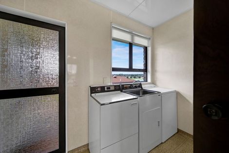 Photo of property in 1c Rossiter Crescent, Lynmouth, New Plymouth, 4310