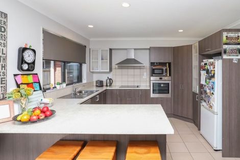 Photo of property in 2 Beckham Close, Grandview Heights, Hamilton, 3200