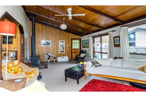 Photo of property in 19 Smith Street, Waimate, 7924