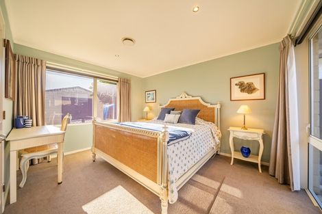 Photo of property in 196 Tutere Street, Waikanae Beach, Waikanae, 5036