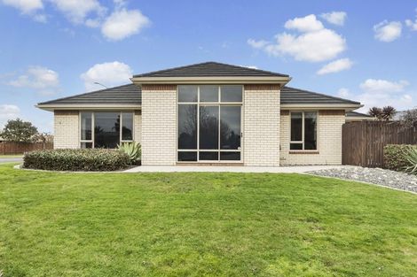 Photo of property in 1 Aylesbury Court, Rototuna North, Hamilton, 3210