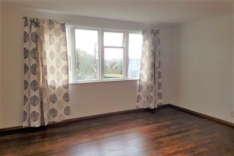 Photo of property in 78-80 Leicester Street, Cannons Creek, Porirua, 5024