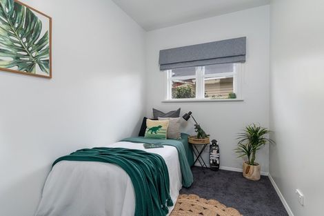 Photo of property in 2a Lansdowne Crescent, Lansdowne, Masterton, 5810