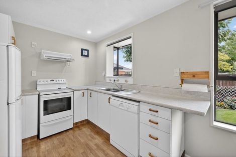 Photo of property in 2/58a Daniels Road, Redwood, Christchurch, 8051