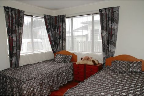 Photo of property in 11 Tiraumea Drive, Pakuranga, Auckland, 2010