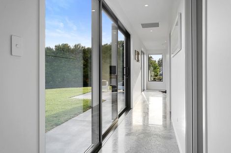 Photo of property in 1/45 Saint Kilda Road, Cambridge, 3434