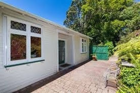 Photo of property in 4 Fitzroy Street, Wadestown, Wellington, 6012