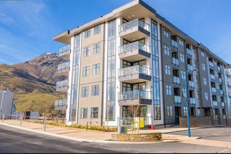 Photo of property in Wyndham Gardens Apartments, 30 Red Oaks Drive, Frankton, Queenstown, 9300