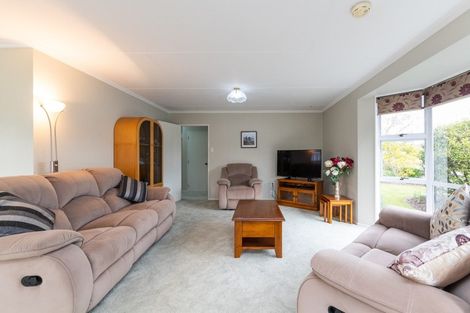 Photo of property in 14 Ferndale Place, Feilding, 4702