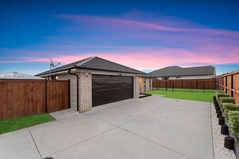 Photo of property in 100 Hitchen Road, Pokeno, 2402