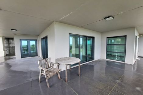 Photo of property in 1259 Devon Road, Sentry Hill, New Plymouth, 4373