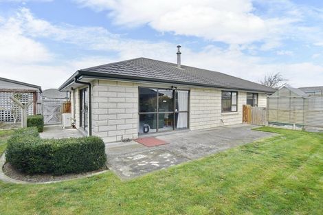 Photo of property in 23 Mackworth Street, Woolston, Christchurch, 8062