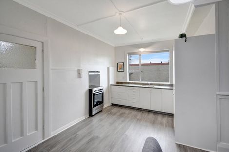 Photo of property in 12 Severn Street, Green Island, Dunedin, 9018