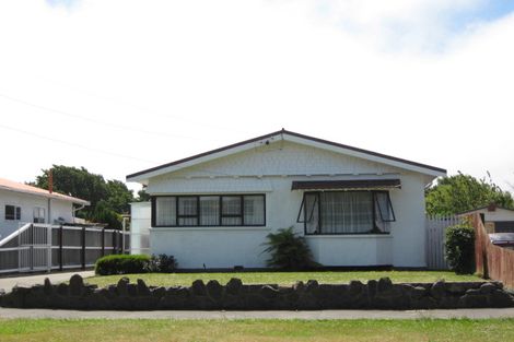 Photo of property in 49 Marshall Street, Woolston, Christchurch, 8023