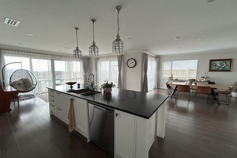 Photo of property in 36 Cilliers Drive, Silverdale, 0932