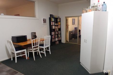 Photo of property in 21 Burnell Avenue, Thorndon, Wellington, 6011