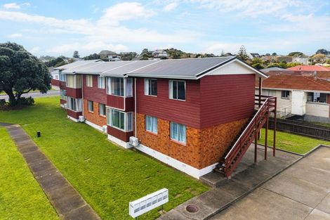 Photo of property in 1 Mana Avenue, Titahi Bay, Porirua, 5022