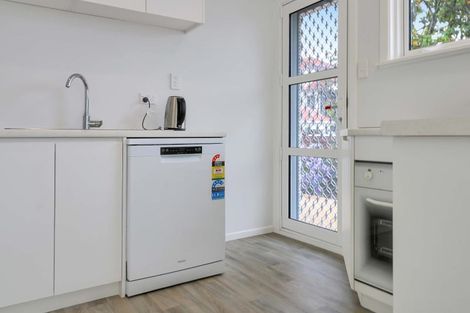 Photo of property in 48c Queens Grove, Hutt Central, Lower Hutt, 5010