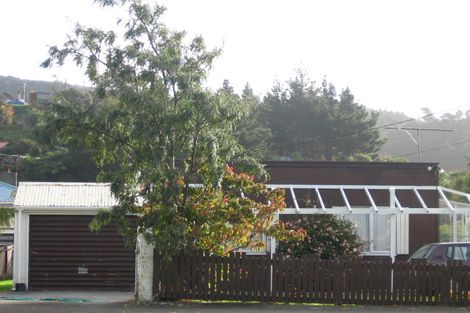 Photo of property in 352 Stokes Valley Road, Stokes Valley, Lower Hutt, 5019