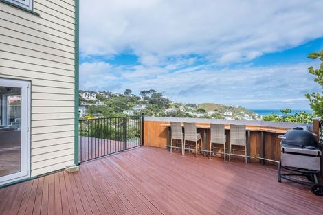 Photo of property in 11 Bay Lair Grove, Island Bay, Wellington, 6023