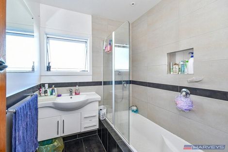 Photo of property in 10 Edmund Hillary Avenue, Papakura, 2110