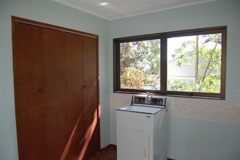 Photo of property in 27 Burns Road, Hospital Hill, Napier, 4110