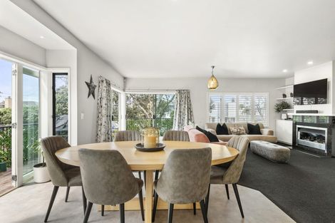 Photo of property in 24 Muritai Road, Milford, Auckland, 0620