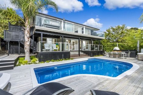 Photo of property in 2/65 Park Rise, Campbells Bay, Auckland, 0630