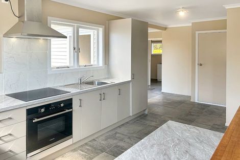 Photo of property in 16 No 1 Road, Te Puke, 3119