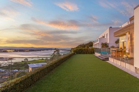 Photo of property in 6 Gazelle Lane, Redcliffs, Christchurch, 8081