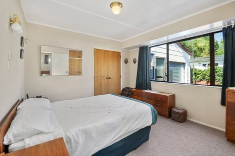 Photo of property in 16 Patikura Place, Turangi, 3334