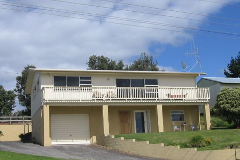 Photo of property in 236 Seaforth Road, Waihi Beach, 3611