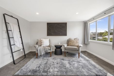 Photo of property in 3 Ussher Place, Pakuranga Heights, Auckland, 2010