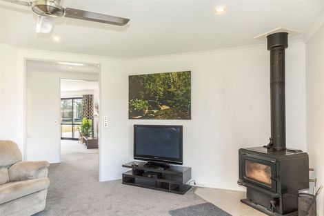 Photo of property in 73 Mcpadden Road, Westport, 7892