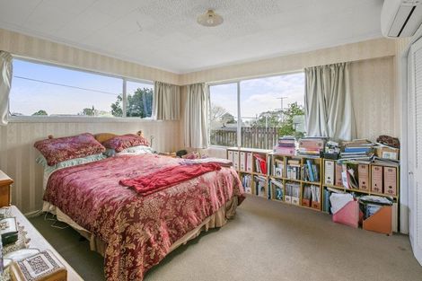 Photo of property in 48 Woodleigh Street, Frankleigh Park, New Plymouth, 4310