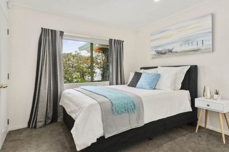 Photo of property in 6 Orohena Close, Northpark, Auckland, 2013