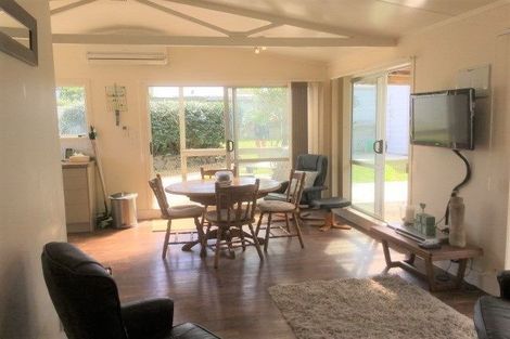 Photo of property in 28 Motiti Road, Papamoa Beach, Papamoa, 3118