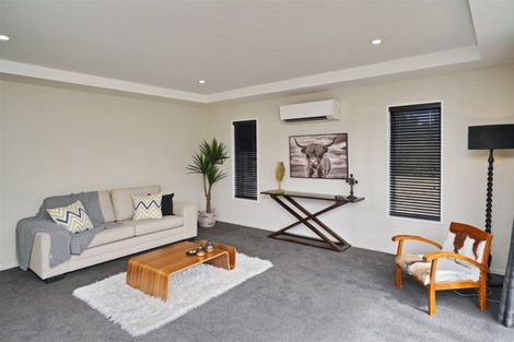 Photo of property in 17 Ormandy Court, Amberley, 7410