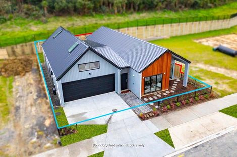 Photo of property in 32 Streamview Way, Long Bay, 0792