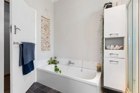 Photo of property in 204 High Street South, Carterton, 5713