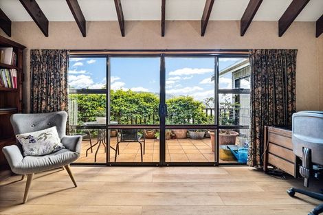 Photo of property in 35 Coolock Crescent, Waverley, Dunedin, 9013