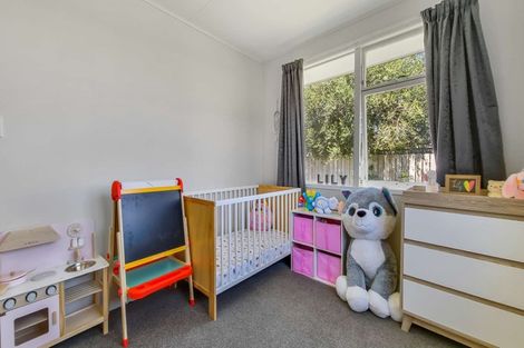 Photo of property in 91 Aquarius Drive, Kawaha Point, Rotorua, 3010