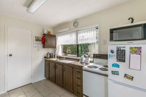 Photo of property in 10 Cyclades Place, Shelly Park, Auckland, 2014